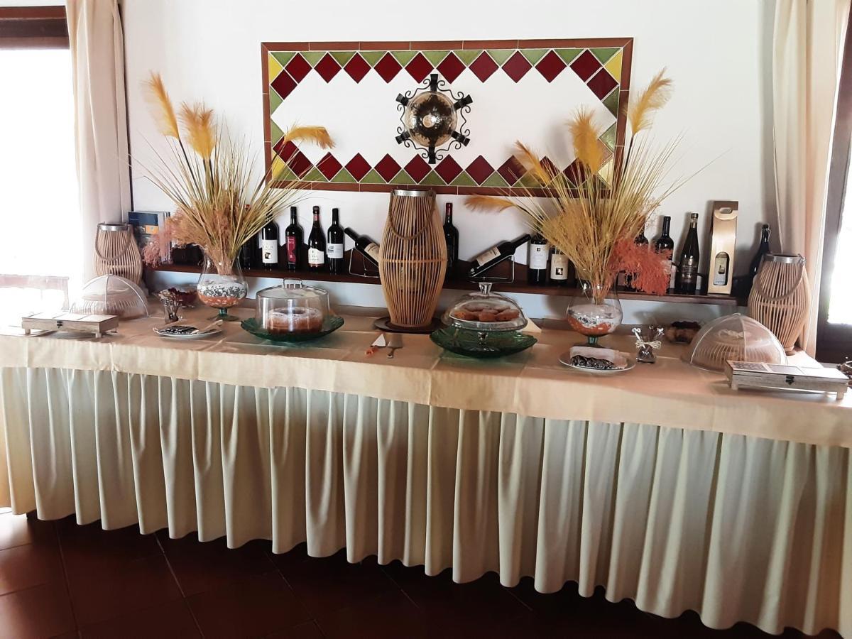 Hotel Pinocchio Arzachena Kültér fotó