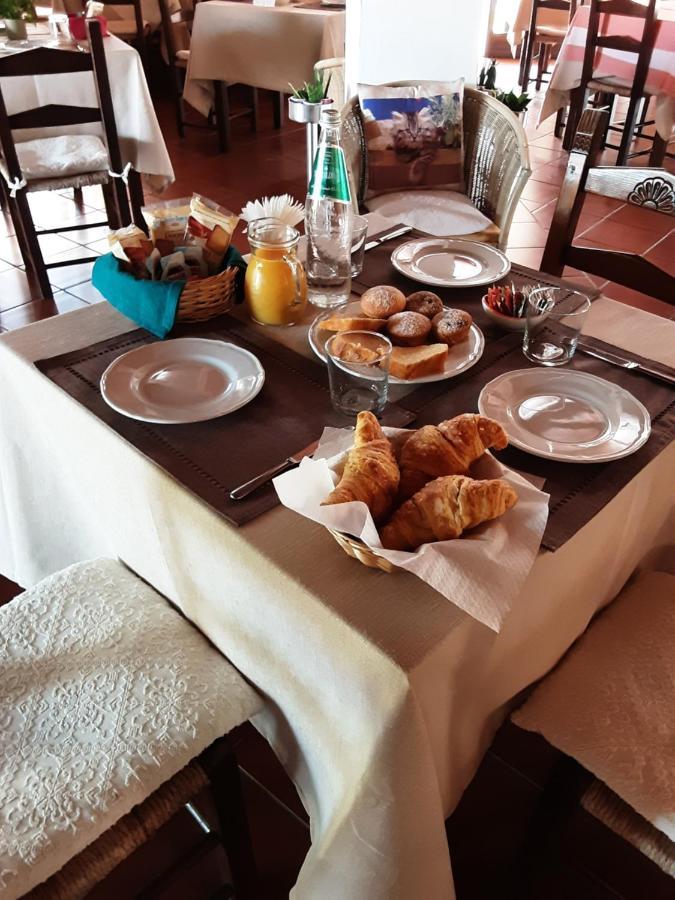 Hotel Pinocchio Arzachena Kültér fotó